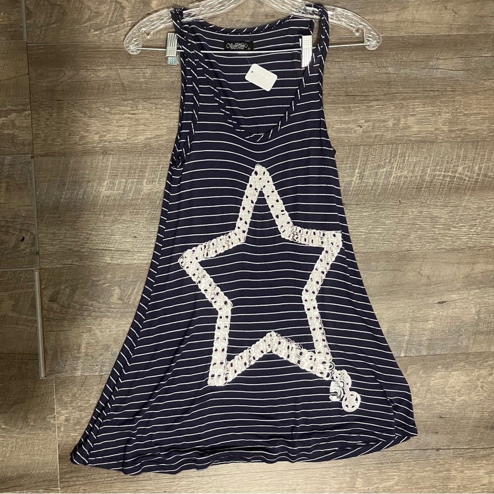 NWT Lauren Moshi Flair Tank with Silver Star